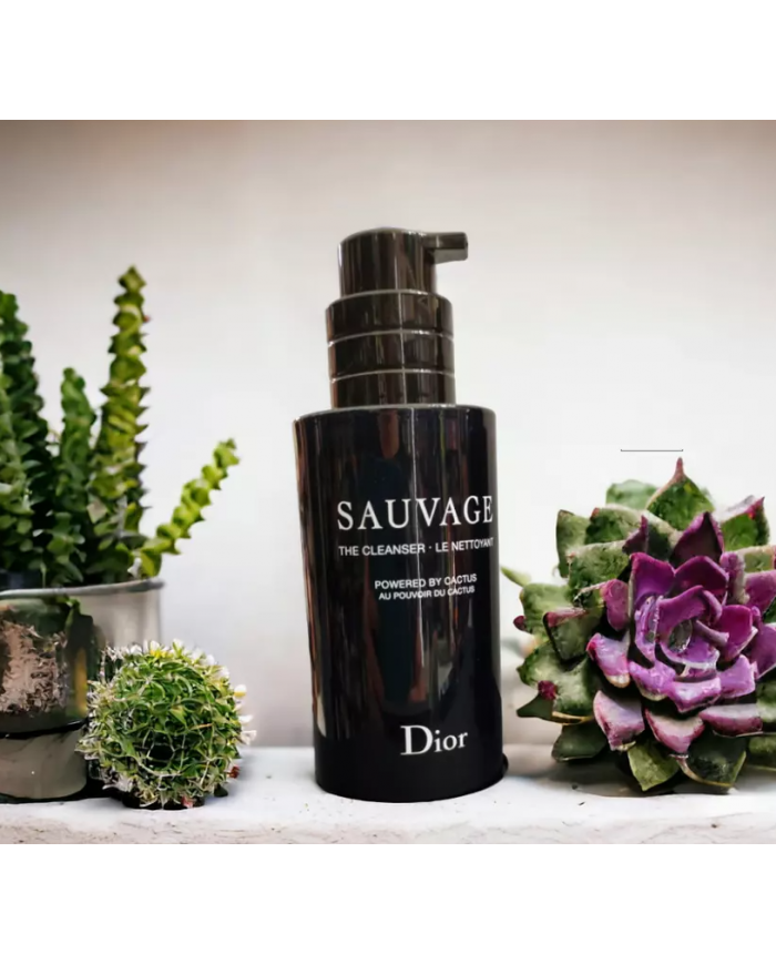 Dior sauvage nettoyant visage purificante per il viso al carbone nero e cactus